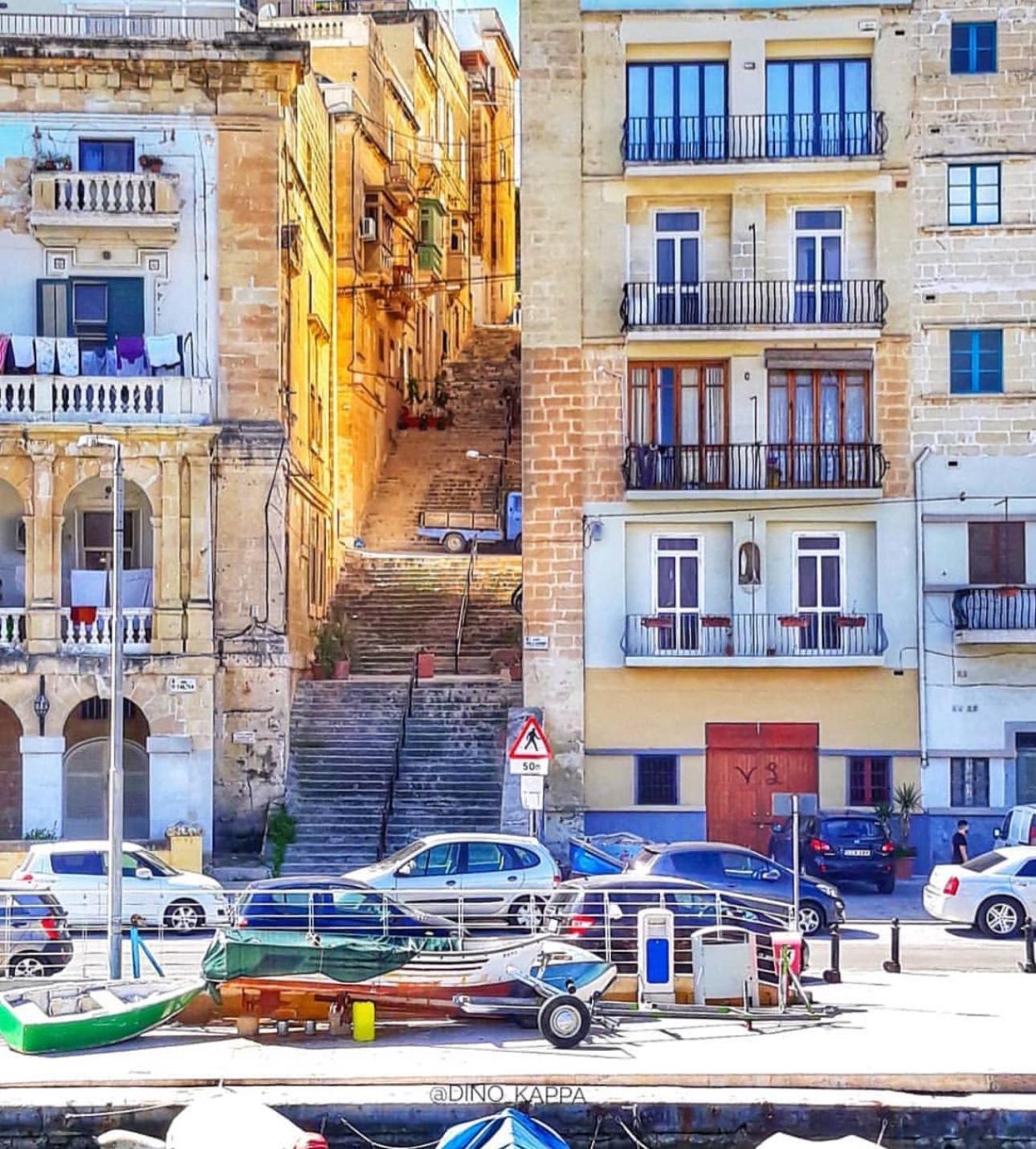 Arcanum Apartment 1 Very Close To Seafront Bus Station And Ferry To Valletta Senglea Exterior photo